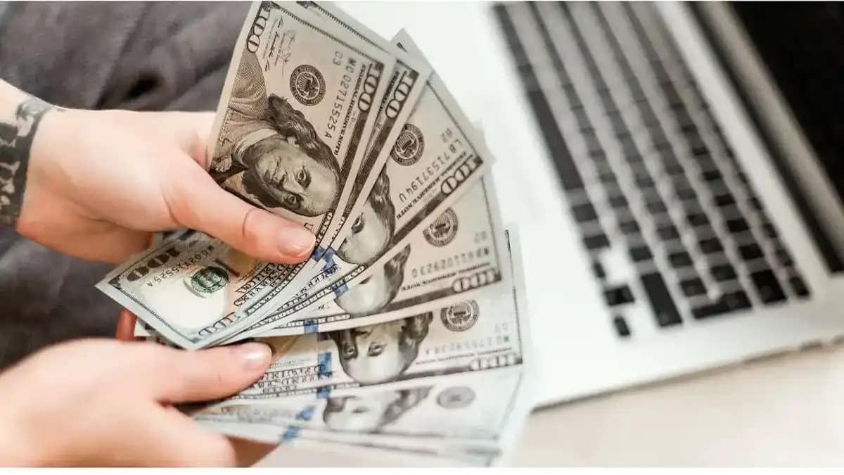 How to Make $2,000 Per Month Blogging in 2025 13 Blogging for income 2025